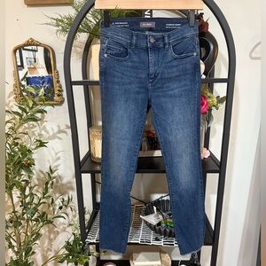 DL1961 Women's Skinny Jeans in Dark Blue Wash